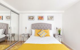 Cosy Apartment In Quiet City-Centre With Car Park